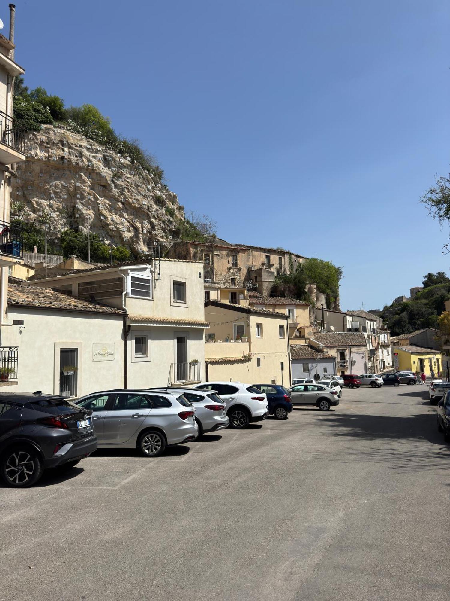 A Casa Di Grazia Bed and Breakfast Ragusa Exteriör bild